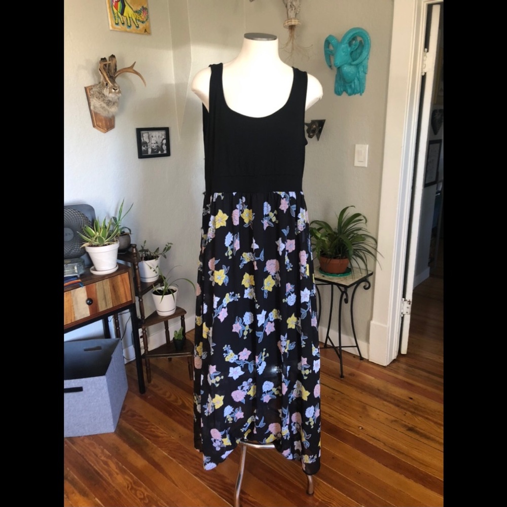 Light and airy torrid maxi dress